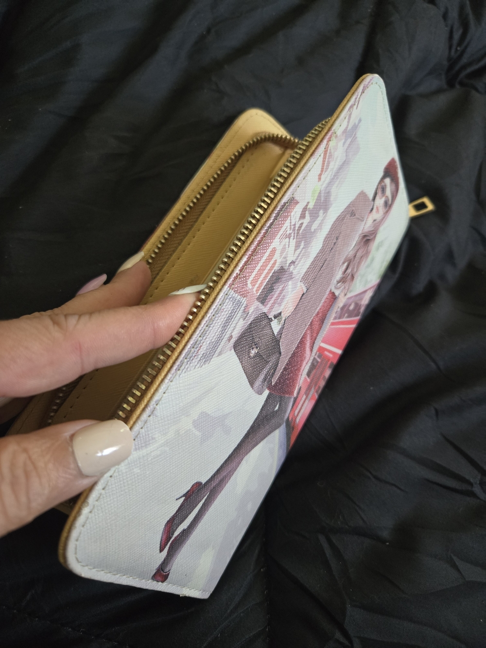 Fashion Illustration Zip Wallet - White & Tan